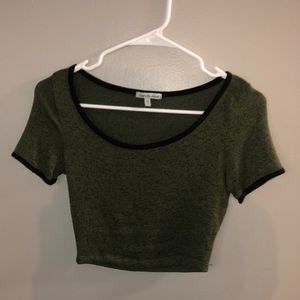 🌟Green Cropped Tee🌟